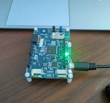 STM32 B-L475E-IOT01A2 Discovery Kit with Inventek ISM43362 Wi-Fi Module